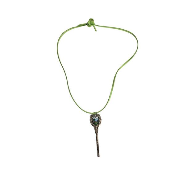 Handcrafted Hale Farm Bath Ohio Spoon Faux Green Leather Necklace - Picture 1 of 2